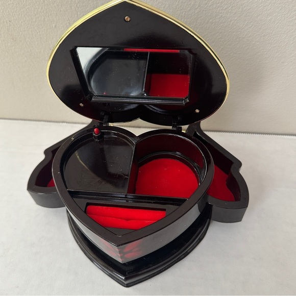 Heart-Shaped Black and Red Jewelry Box - Picture 3 of 6